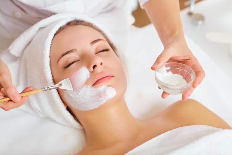 Facial Near Me? Sunshine Cosmetic Clinic & Medi Spa is the largest and best facial provider in Mississauga region with 30+ types of facials.