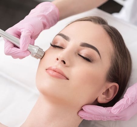 A Microdermabrasion facial is a facial treatment that involves the exfoliation of the topmost layer of the skin to unveil smoother, youthful-looking skin. We provide high quality Microdermabrasion in Mississauga.